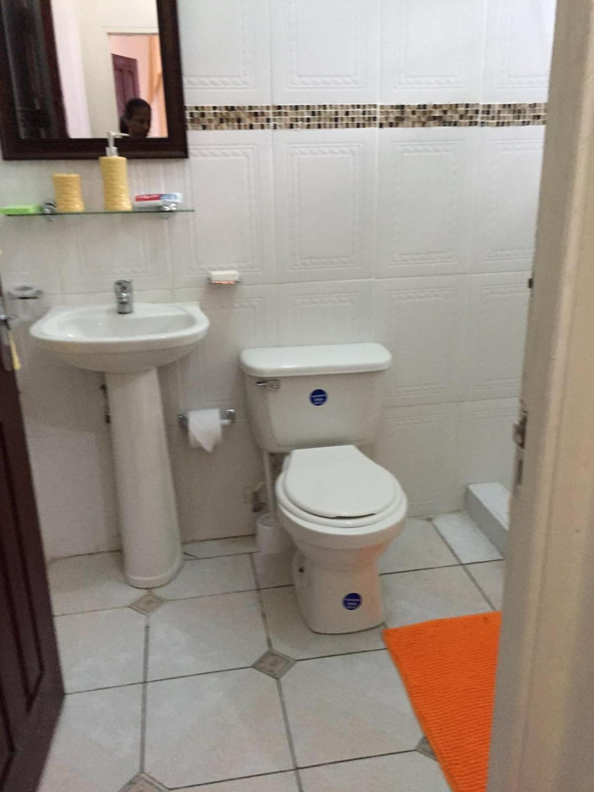Goldenview Guesthouse 오쵸 리오스 외부 사진